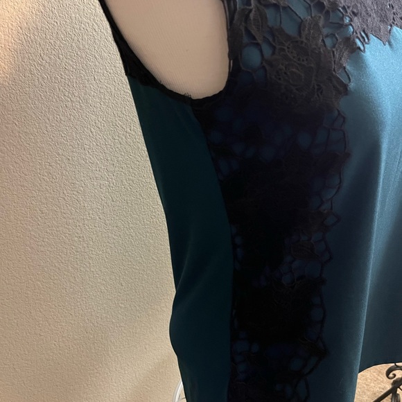 Top - Picture 4 of 8